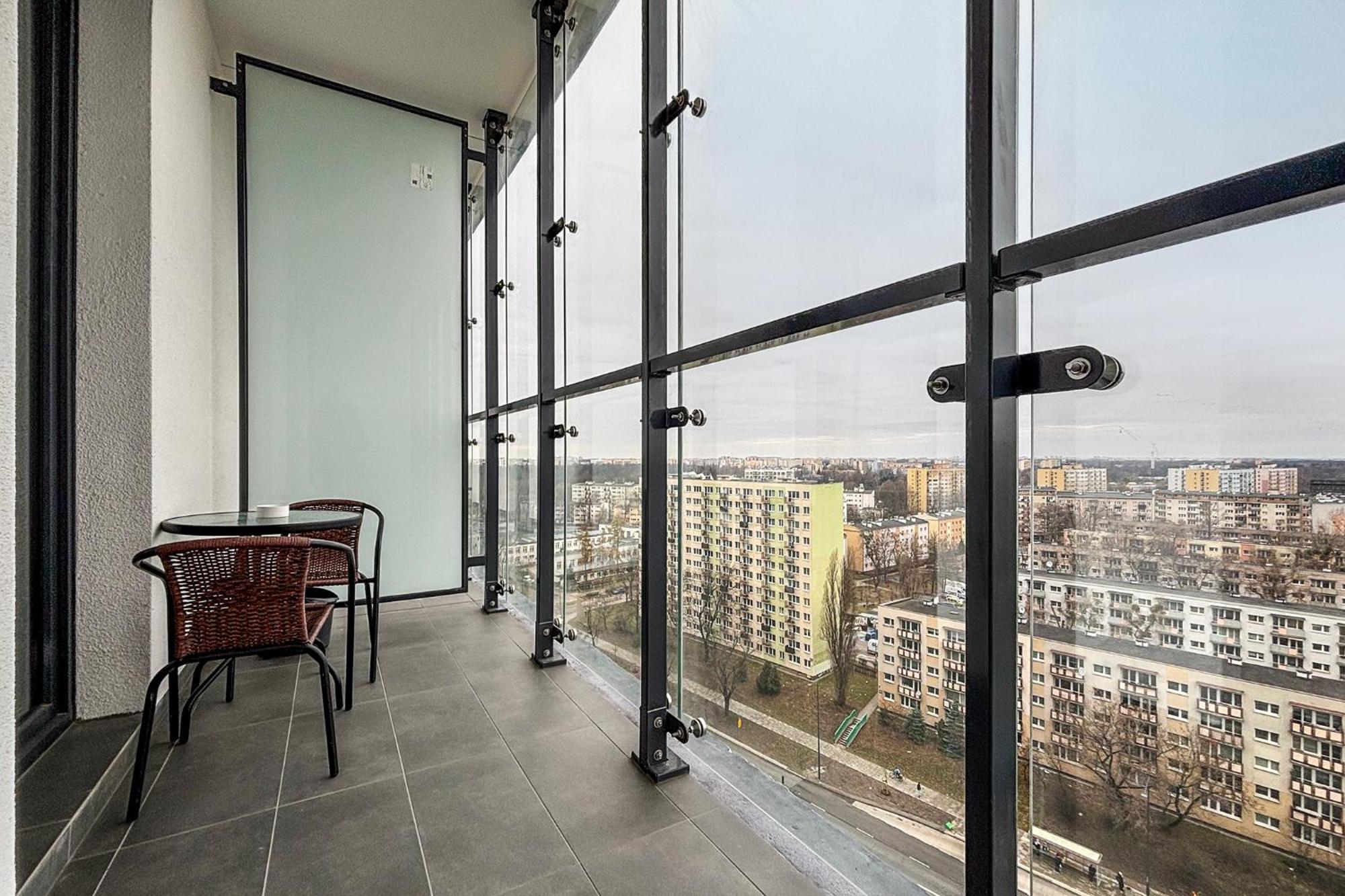 Rentplanet - Apartamenty Kasprzaka Варшава Экстерьер фото