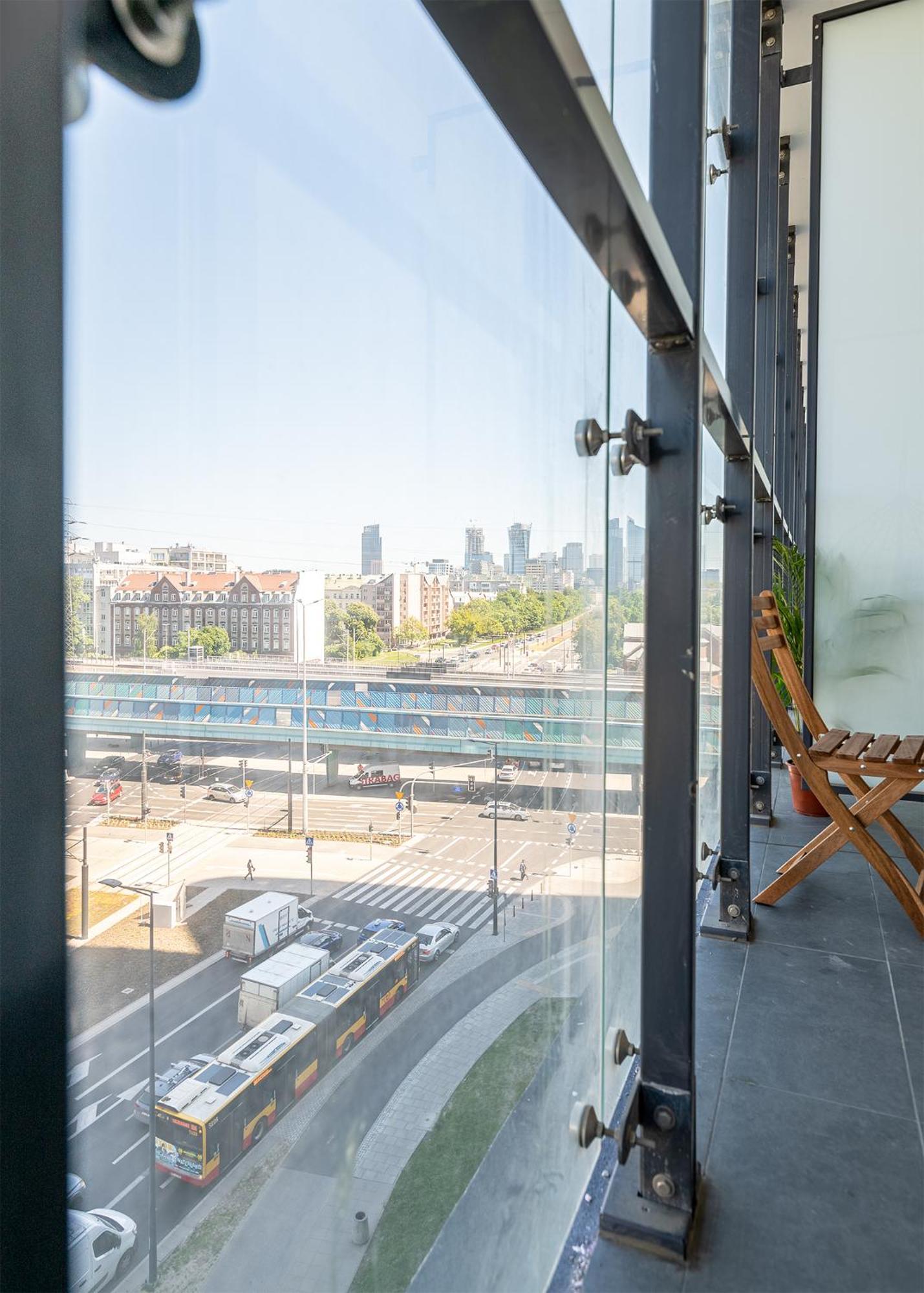 Rentplanet - Apartamenty Kasprzaka Варшава Экстерьер фото