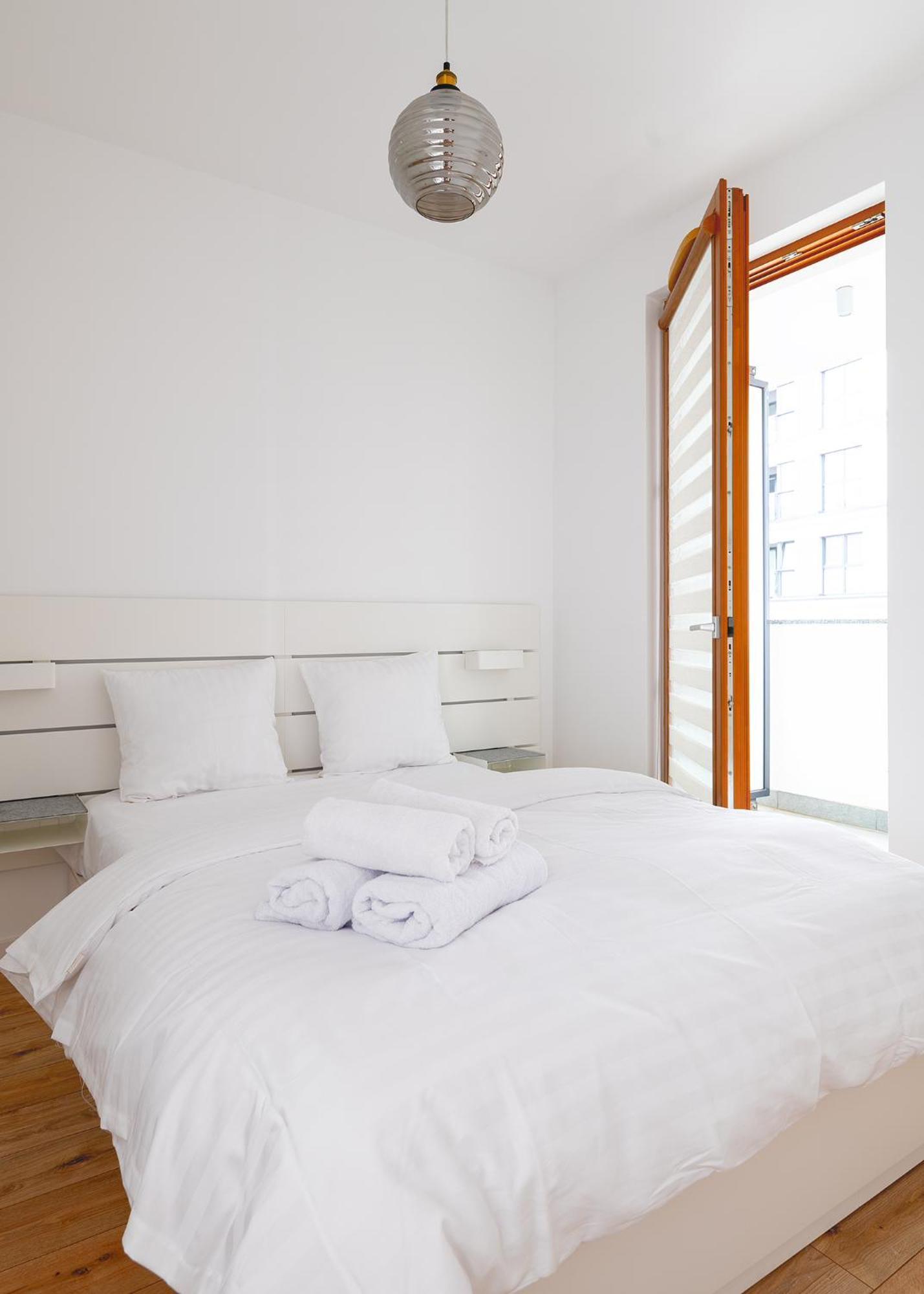 Rentplanet - Apartamenty Kasprzaka Варшава Экстерьер фото