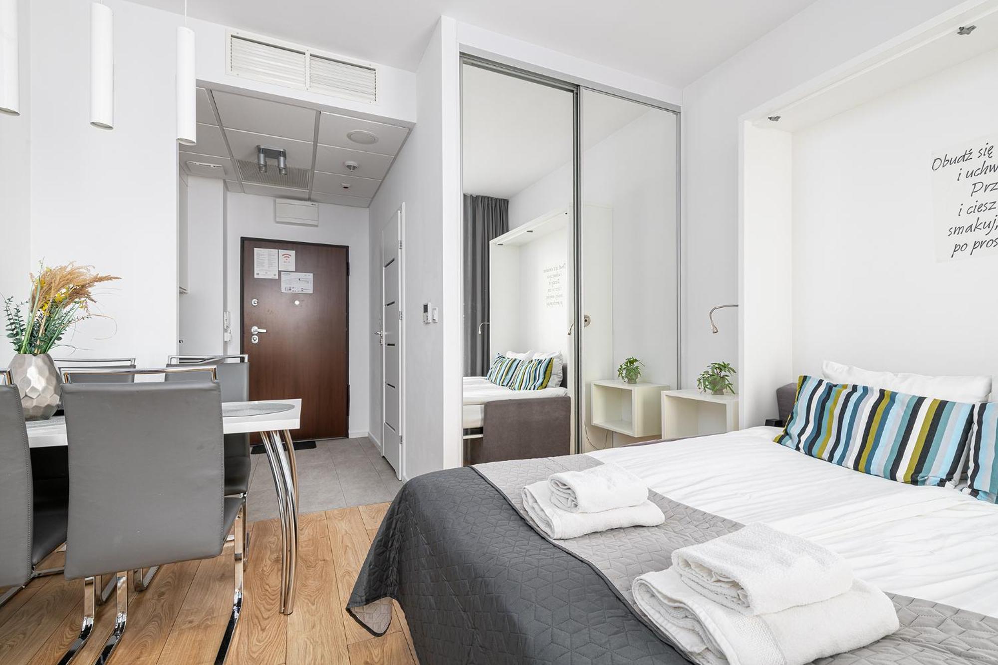 Rentplanet - Apartamenty Kasprzaka Варшава Экстерьер фото