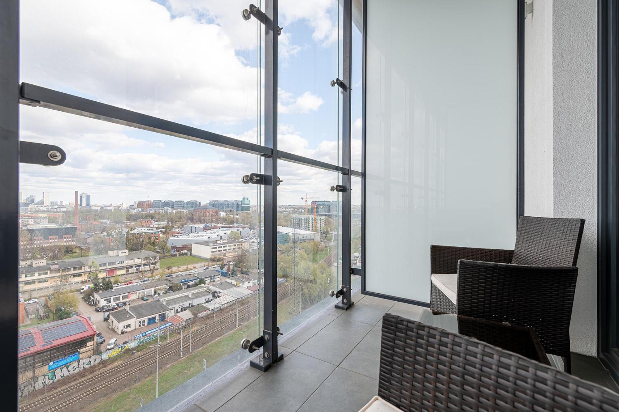 Rentplanet - Apartamenty Kasprzaka Варшава Экстерьер фото